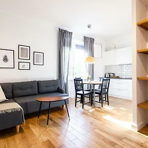 ogrd-krasiskich-apartment.warsawhotelspoland.com/